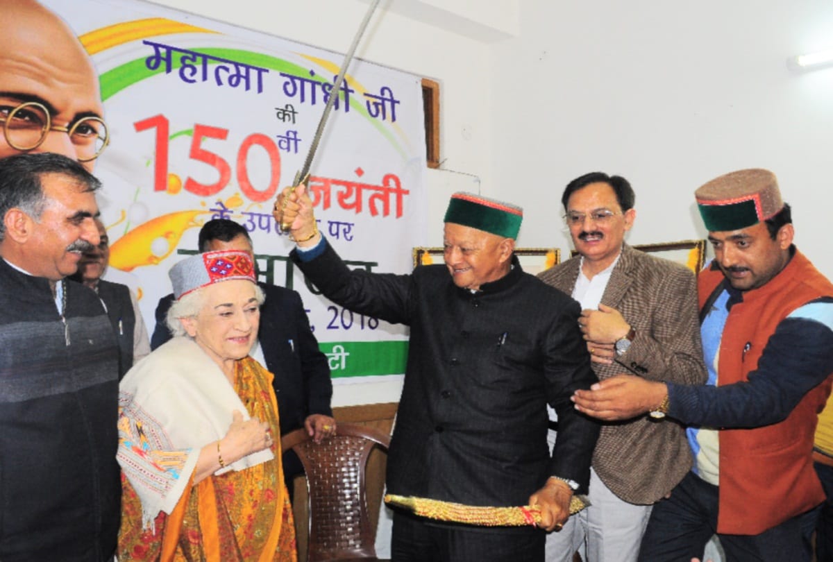 Virbhadra singh and sukhvinder singh Sukkhu counter attack on each other