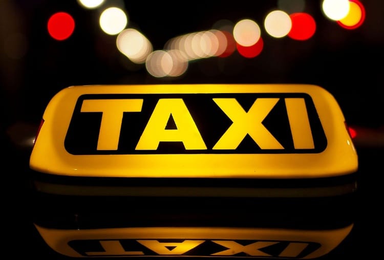 strike of OLA and UBER cab in lucknow