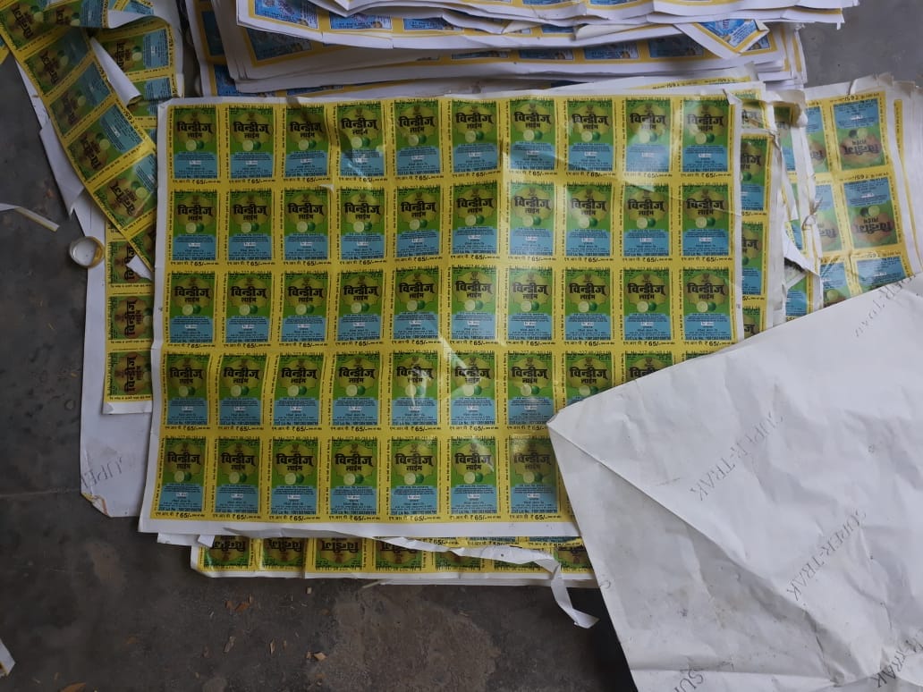 illegally running liquor factory has been busted varanasi