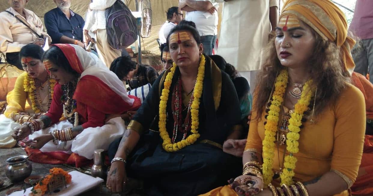 kinna akahada Mahamandaleshwar do pitrupaksh worship at kashi