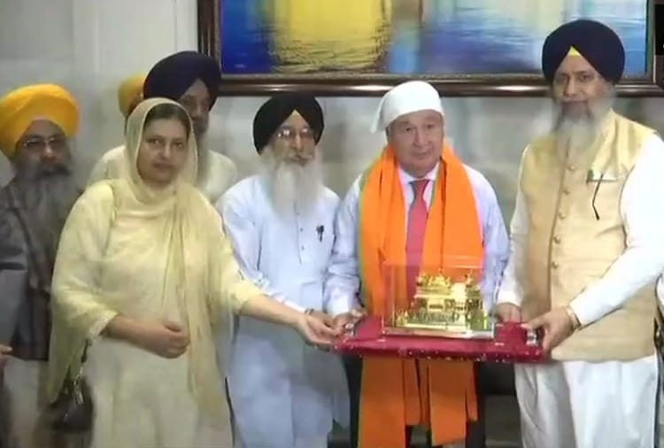 UN Secretary-General Antonio Guterres visited the Golden Temple in Amritsar