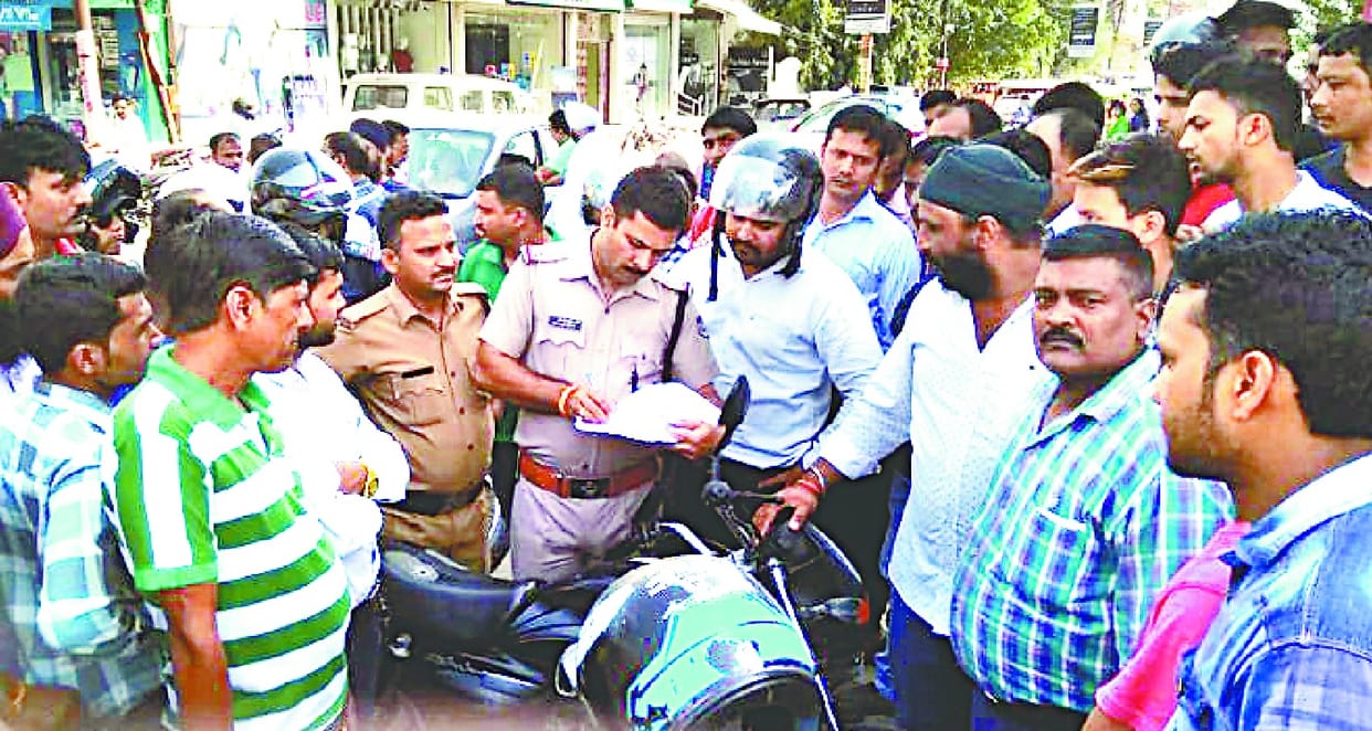 advocate shot A bullet, one injured