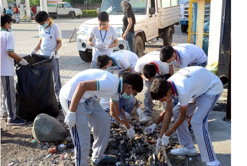Cleaniness in Haldwani with students