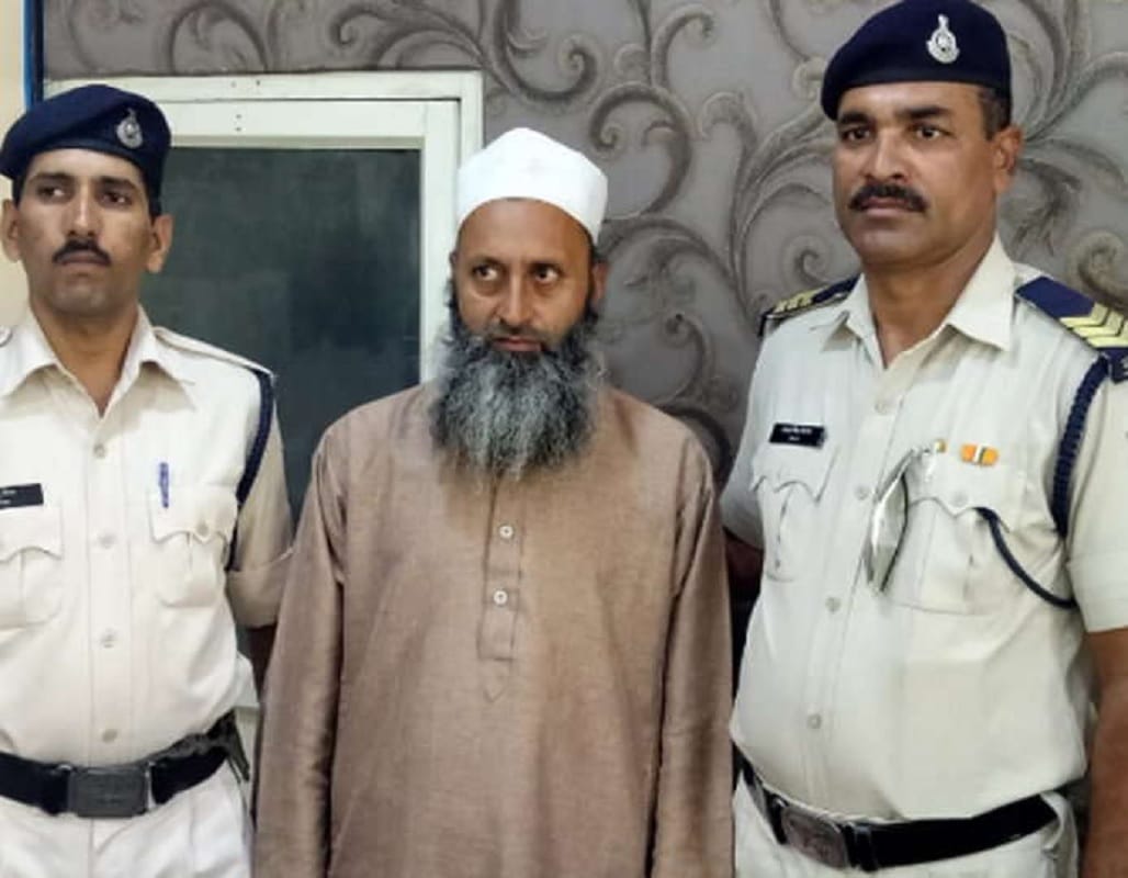 Indore crime News: Maulvi allegedly sexually abuse girls in Madarsa, Police arrests