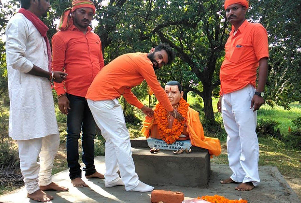 Nathuram Godse's idol in Dharmanagari Chitrakoot on Gandhi Jayanti