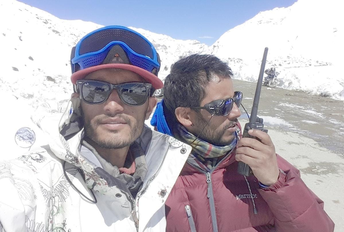 350 pepople rescue by Lahaul spiti administration and local residents Himachal pradesh