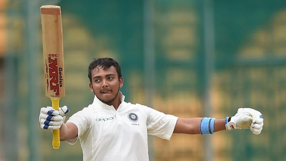 prithvi shaw smashed fast half centuty in vijay hazare trophy 2018