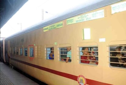 Fire broke out under AC coach of Kalka Mail train standing in Mirzapur