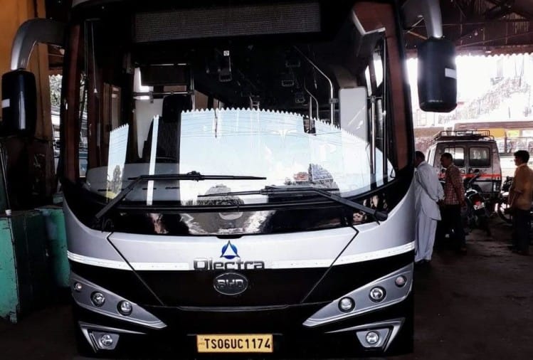 Panic Button Bus In Uttarakhand Trials Will Held Today - Amar Ujala ...