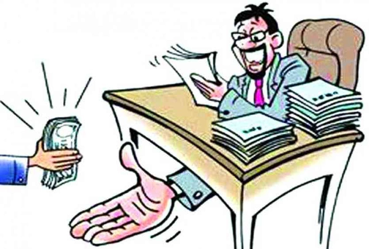 Three officers of Basic Education department registered corruption case