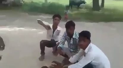 protest by hindu organisations in azamgarh after godes burn