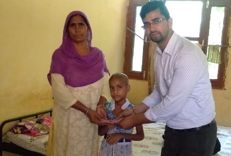 कैंसर से पीड़ित गुनगुन की मदद को बढ़े हाथ