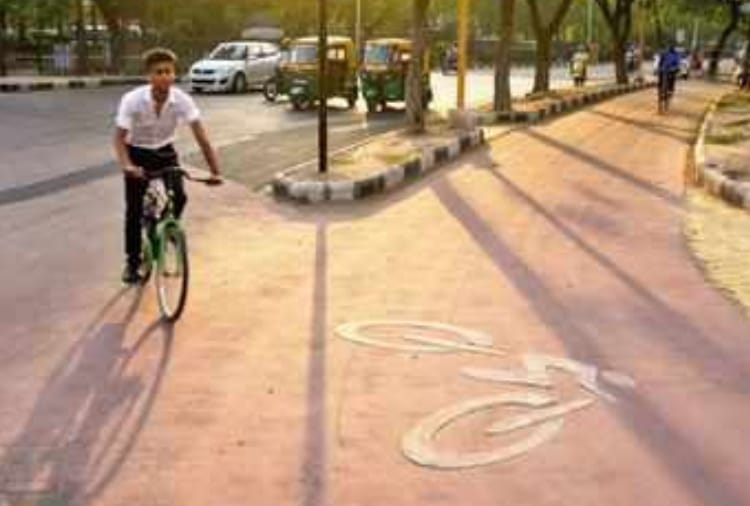 drive a vehicle on cycle track can be punishment in chandigarh