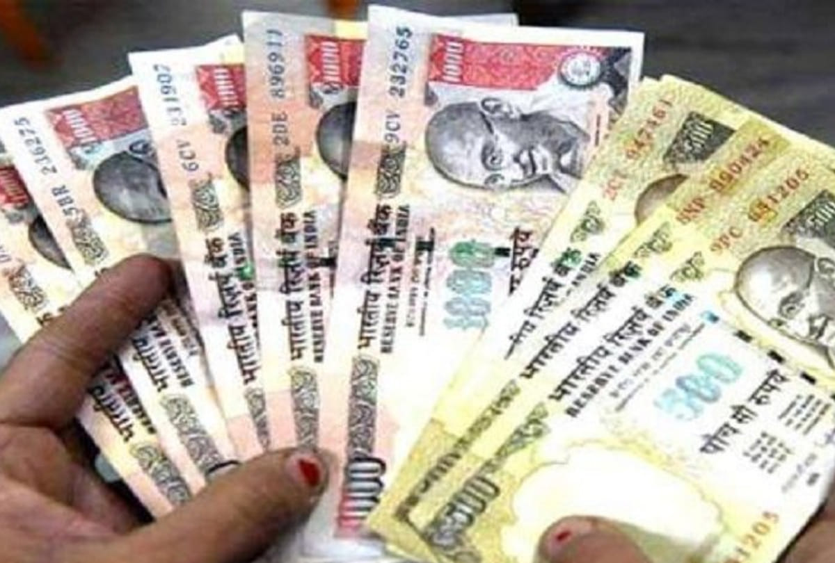 Change the old notes of 1000-500 in nepal