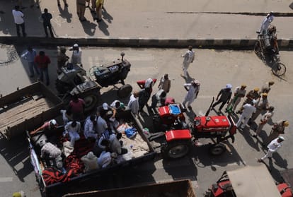 even political experts shocked how farmers agitation suddenly came to end at midnight see reasons