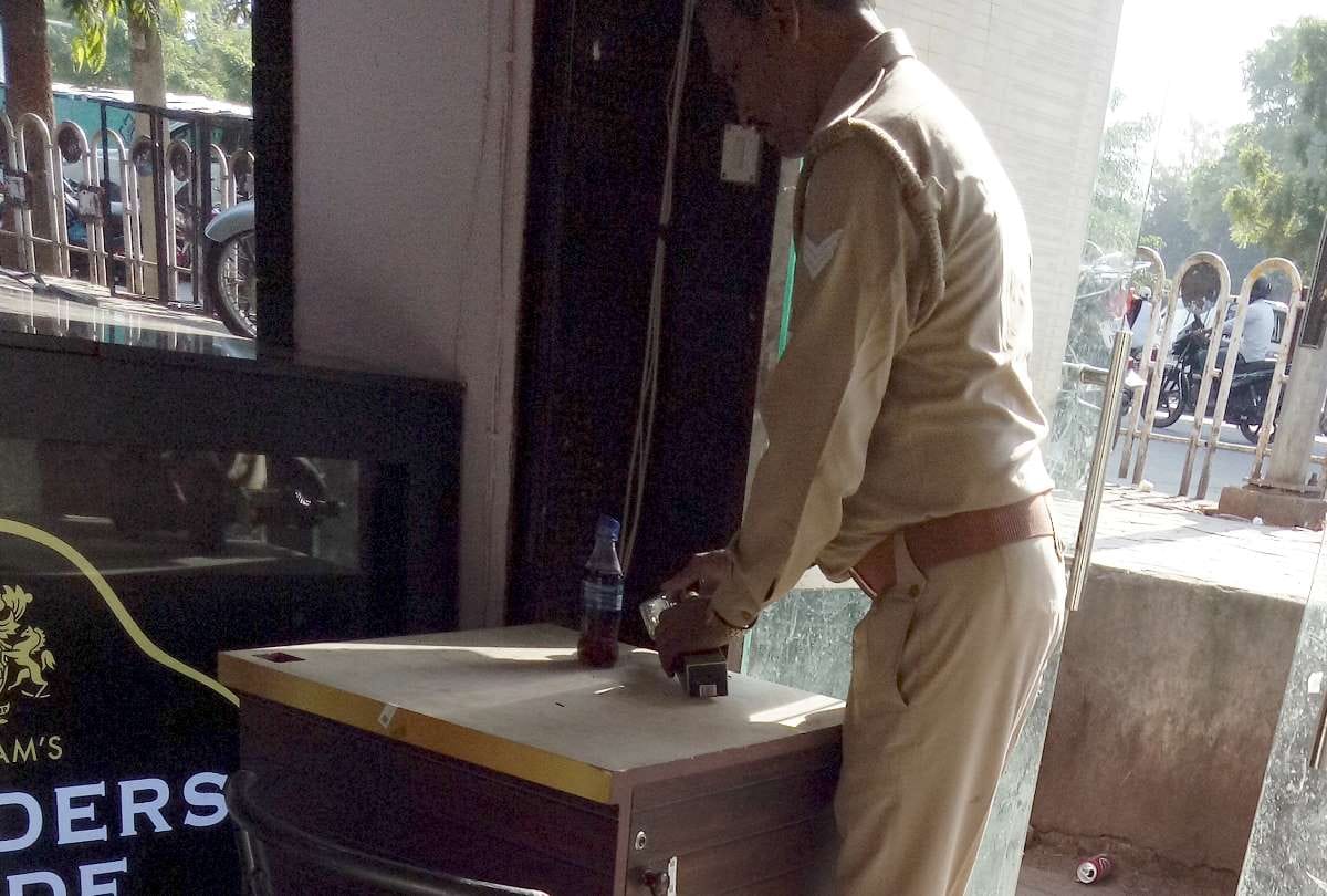 picture viral of lucknow police on social media