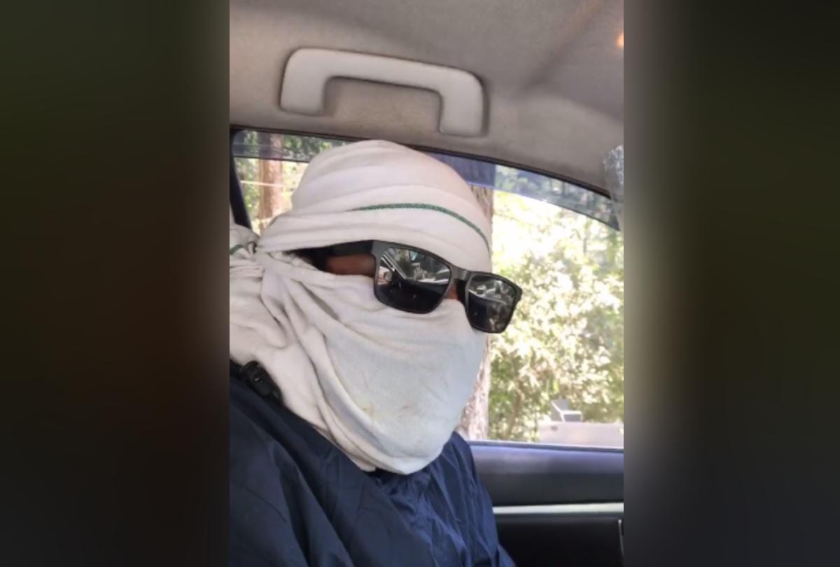 Youth caught red handed  taking drugs in shimla himachal pradesh
