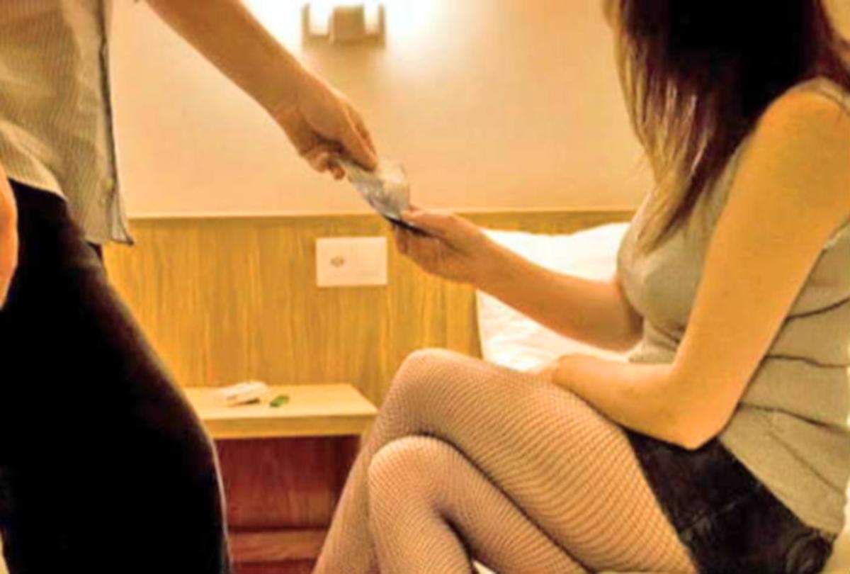 High Profile Sex Racket Exposed Six arrested including three girls by noida police