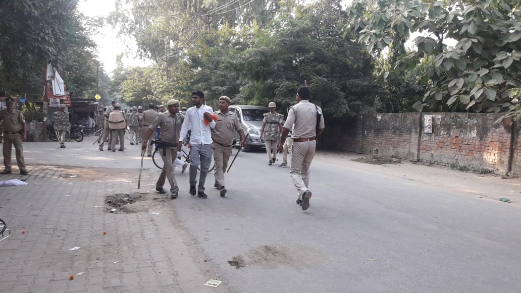 outrage and group clash in student election at SSPG college jaunpur