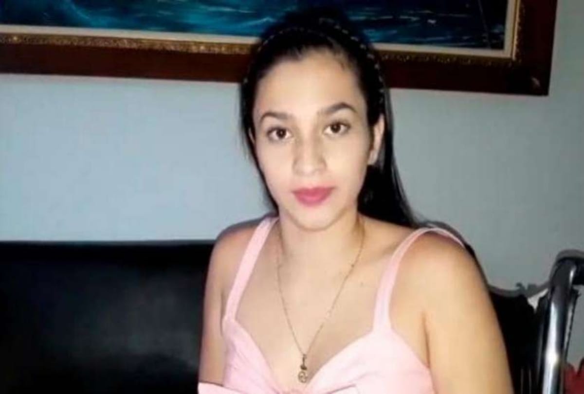 Girl life ruined due to a body tattoo in the age of Sixteen