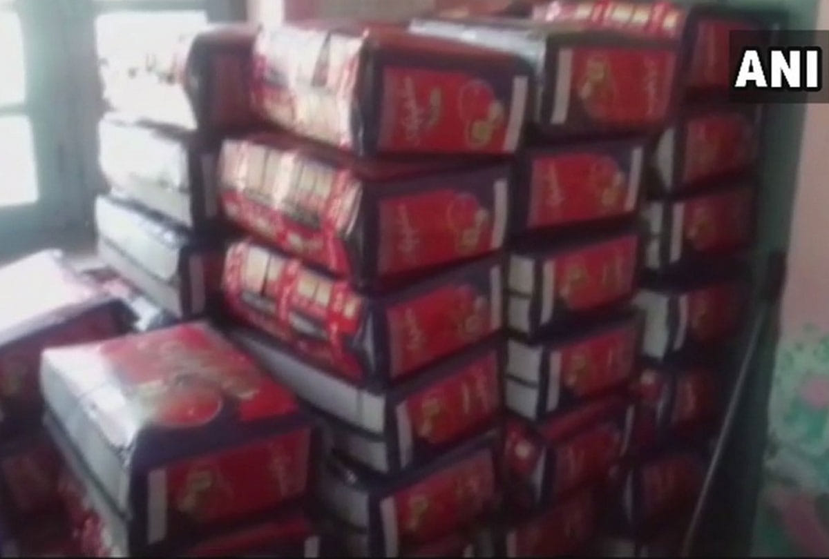 Jammu kashmir Police and forest officials seized a huge consignment of of poppy straw from kathua