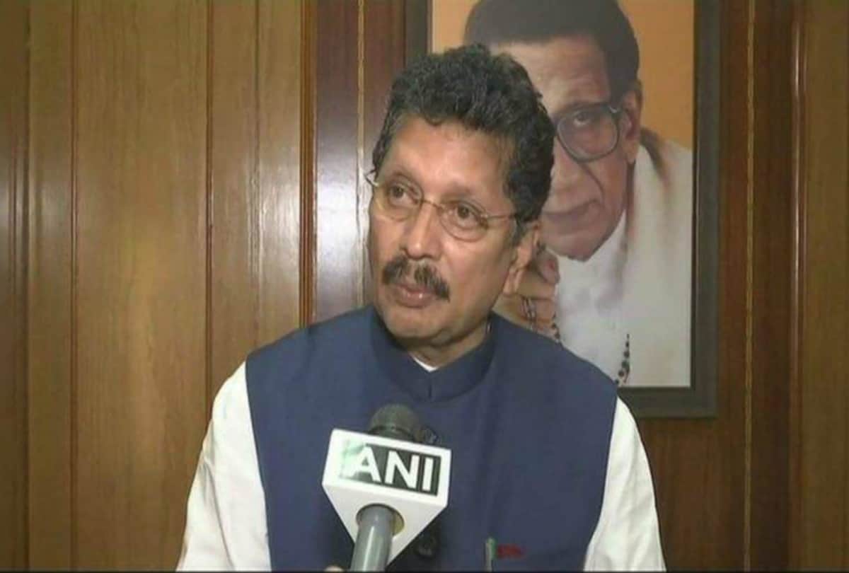 minister Deepak Kesarkar said police will Not Biased on Nana Patekar and Tanushree Dutta controversy