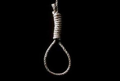 dead body of newlyweds found hanged