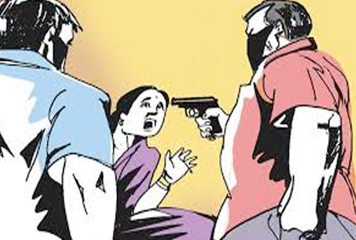 Crooks looted the couple in kannauj