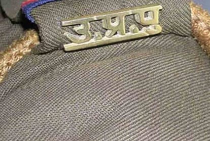 policemen in anger due to action by government in Vivek Tiwari murder case