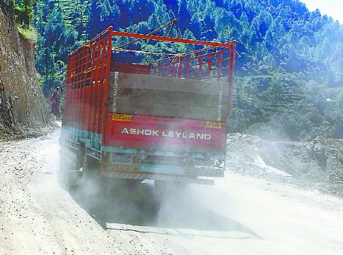 Dust has disturbed after mud