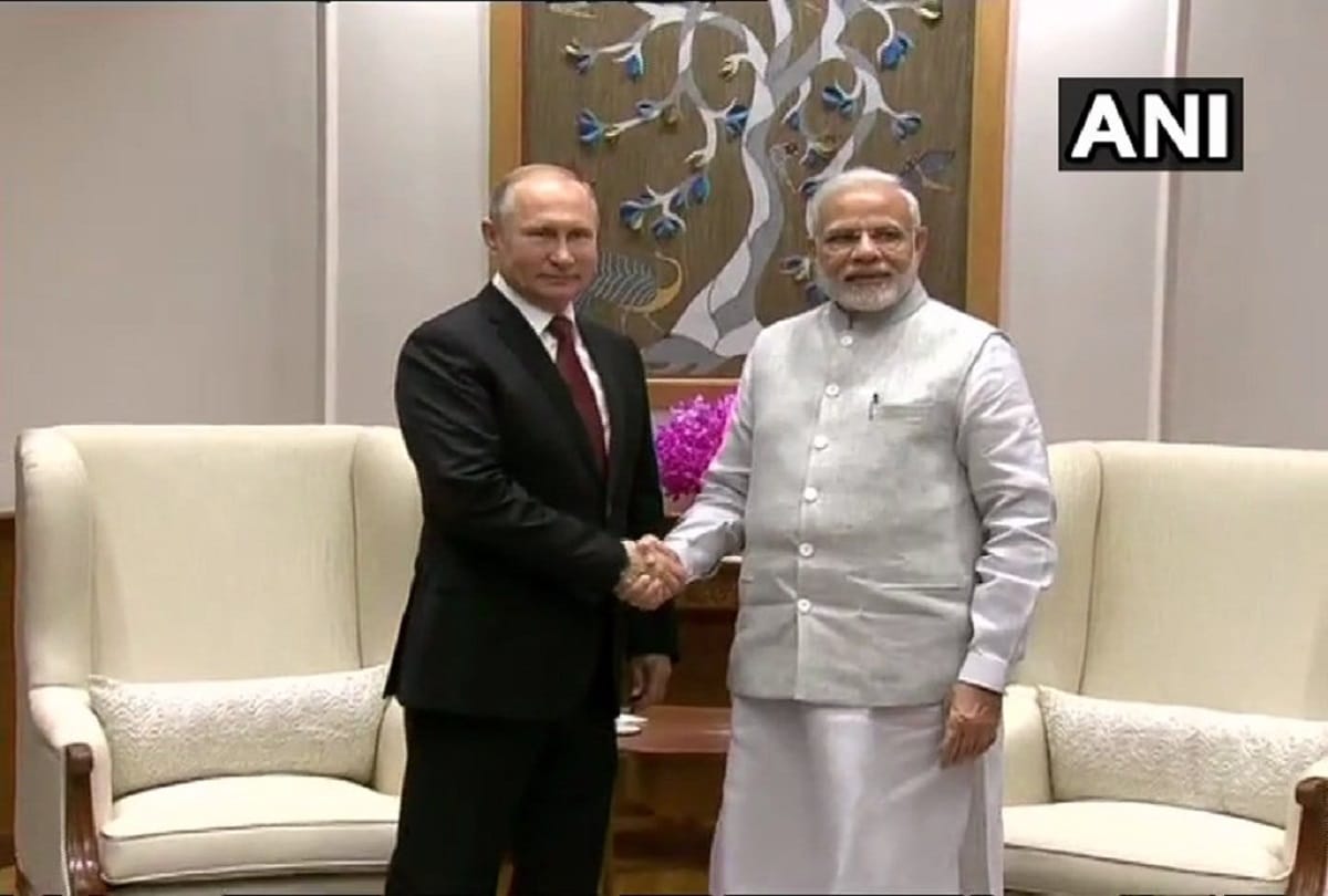 Russian President Vladimir Putin invited PM Narendra Modi to Eastern Economic Forum in Vladivostok