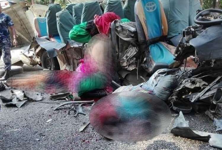 six dead in an accident near UP-nepal border