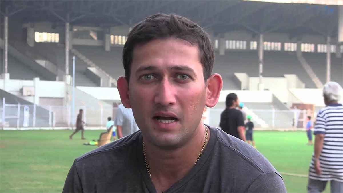 ms dhoni should get replace with rishabh pant for odi series against wi says ajit agarkar