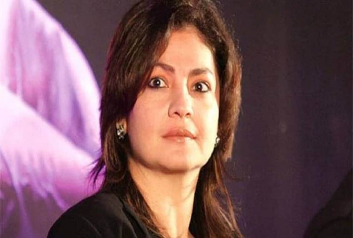 bollywood actress pooja bhatt says she takes sunny leone in india