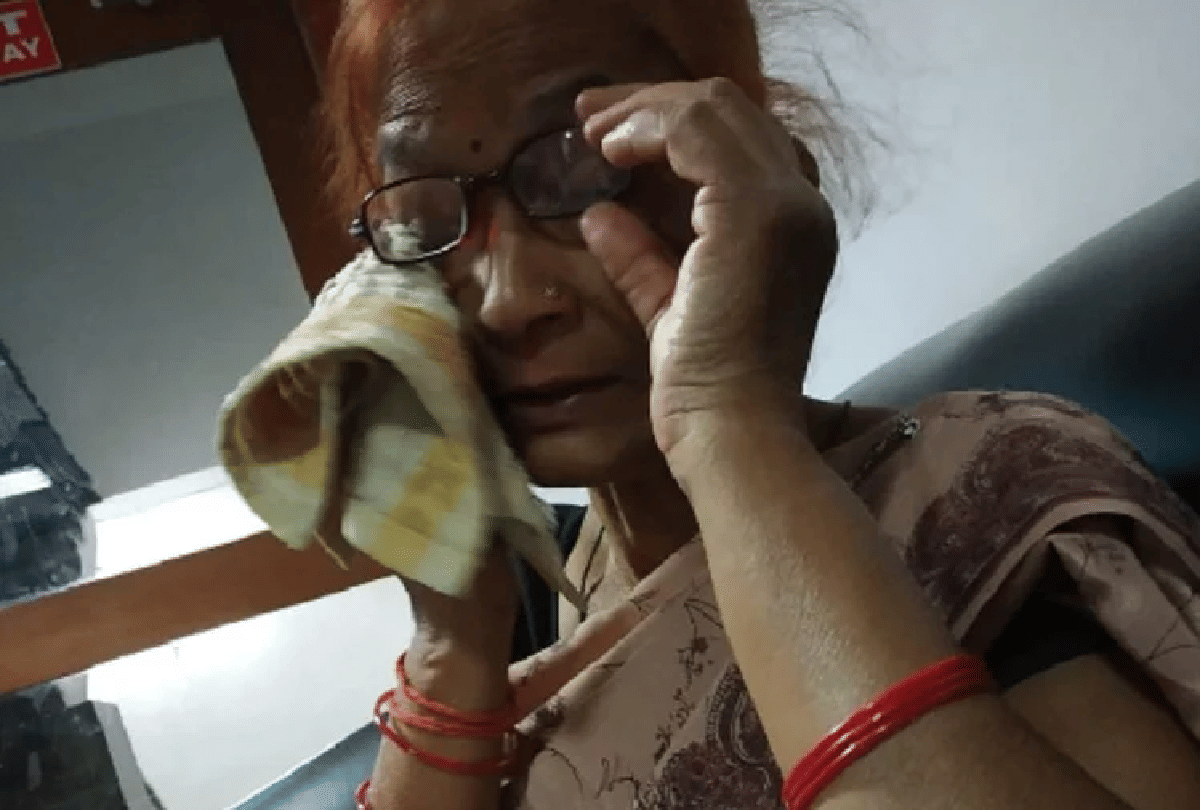 Veena who want to sells Kidney, City people will spend her daughter wedding expenses