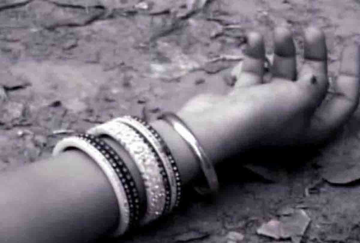 Woman's death in suspicious circumstances in hardoi