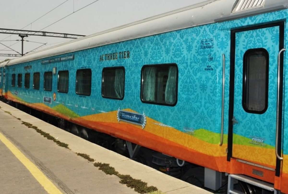 AC fail of humsafar express, passenger faint