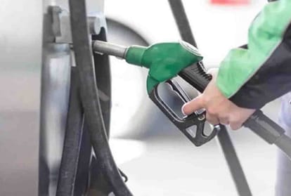 Petrol price will decrease by ethanol mixture