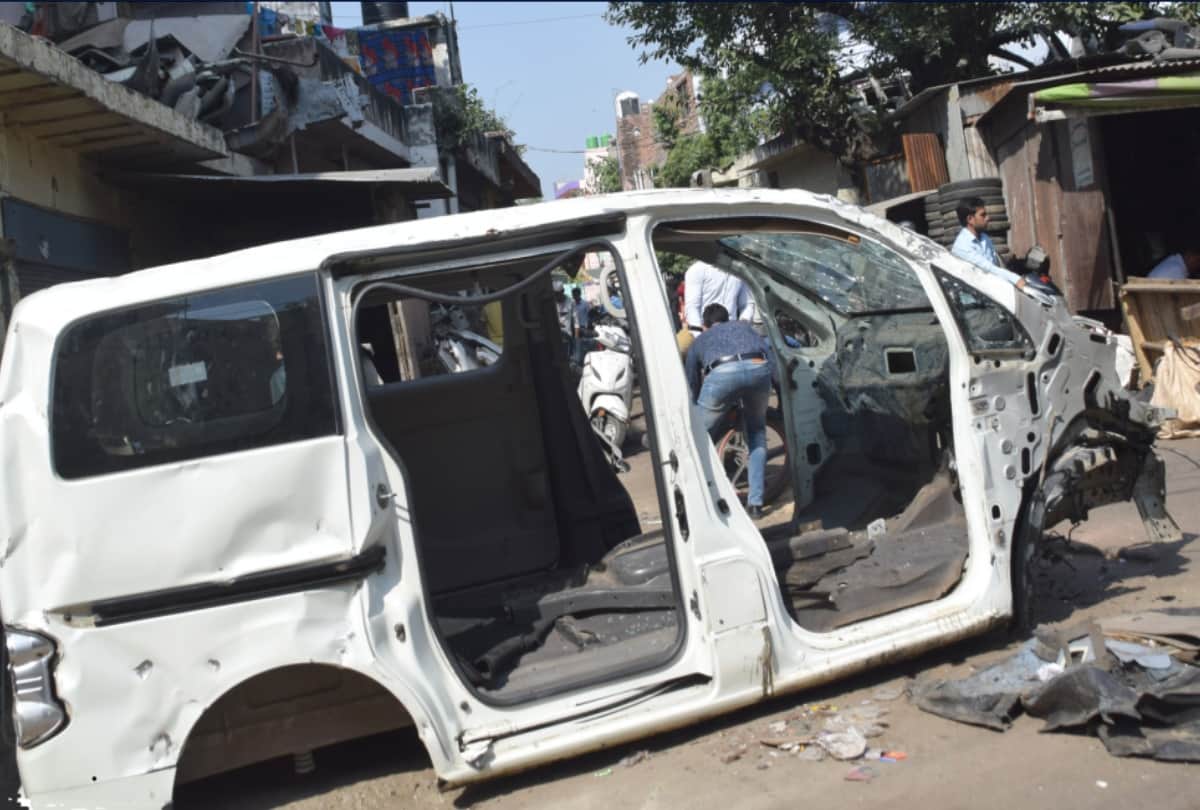 Asia largest market where stolen vehicles cuts in few minute