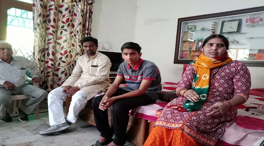 Shooted of Bank manager son in Meerut