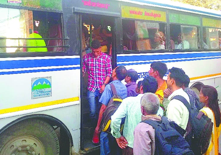 Passengers get bothered by taxis strike on second day