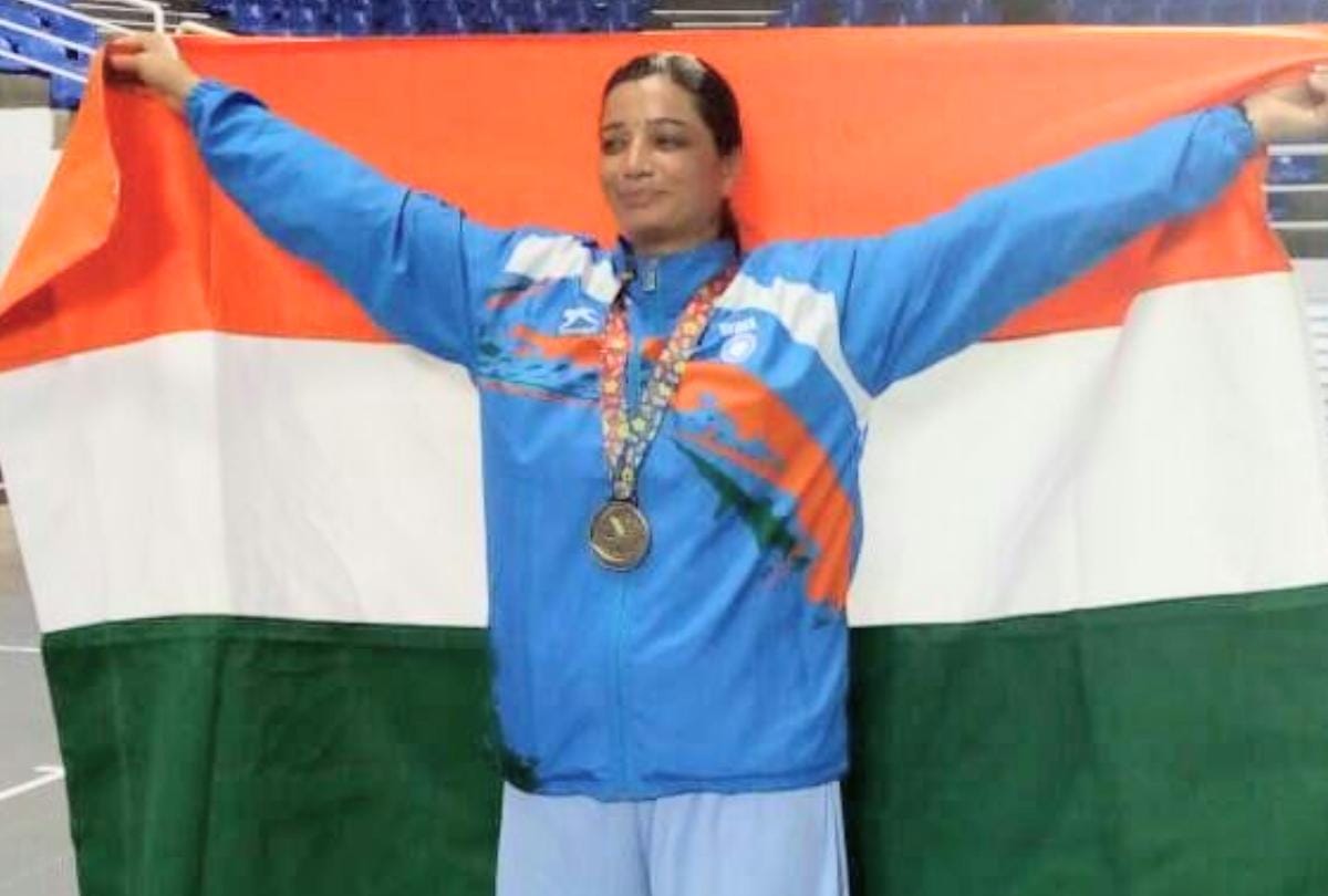 Babita win gold medal in Basketball tournament in Asian Pacific Masters Games