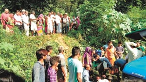 Tractor in ditch, three students die