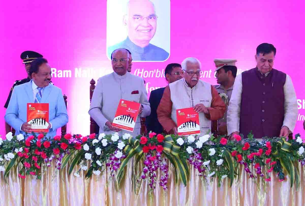 Ramnath Kovind unveil statue of Flag Song composer
