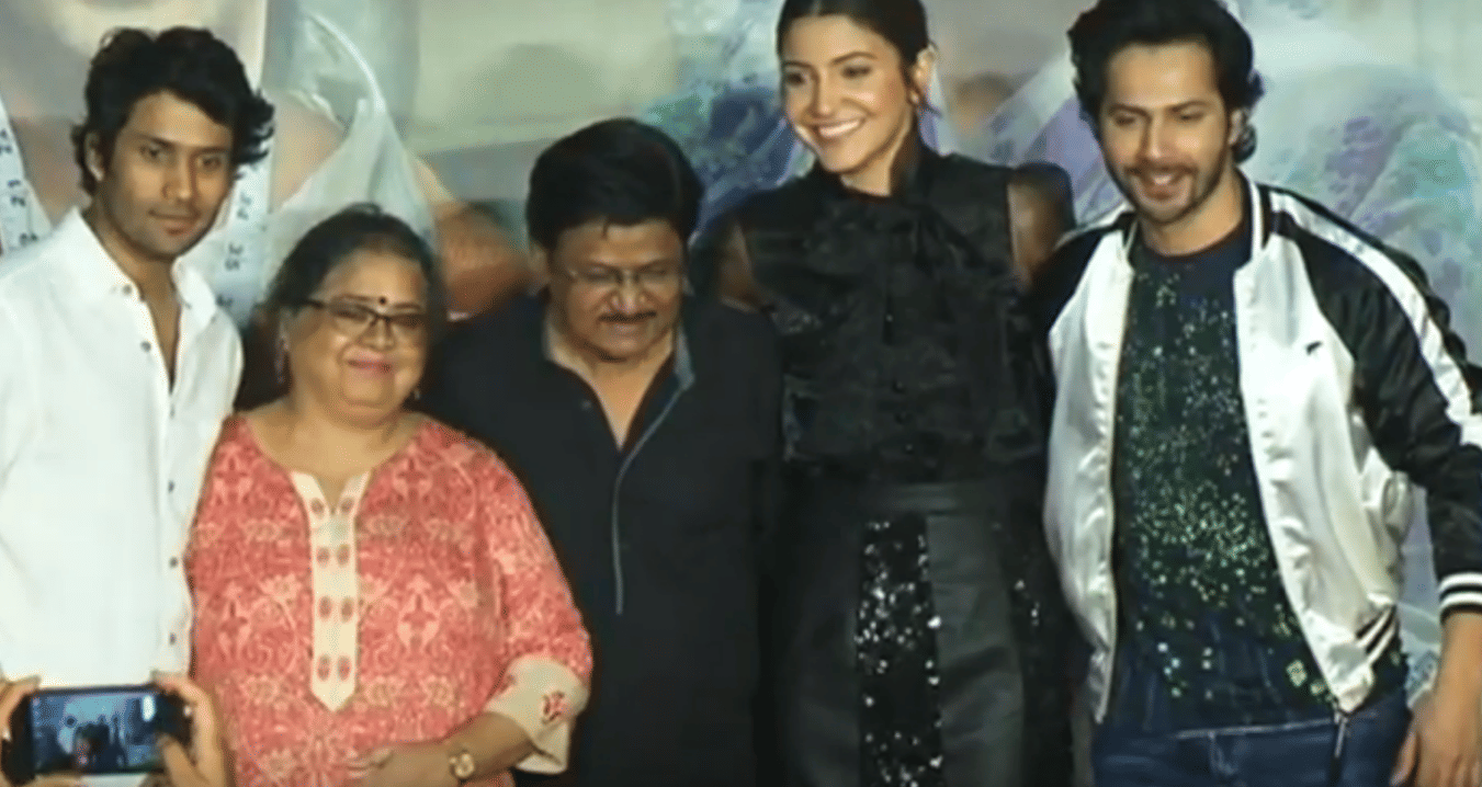 anushka and varun celebrate sui dhaaga success