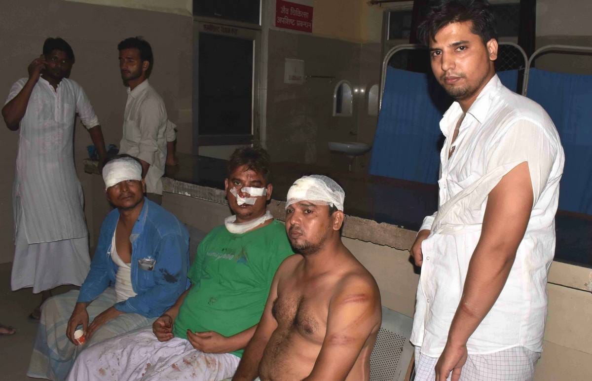 Dispute between two community in varanasi