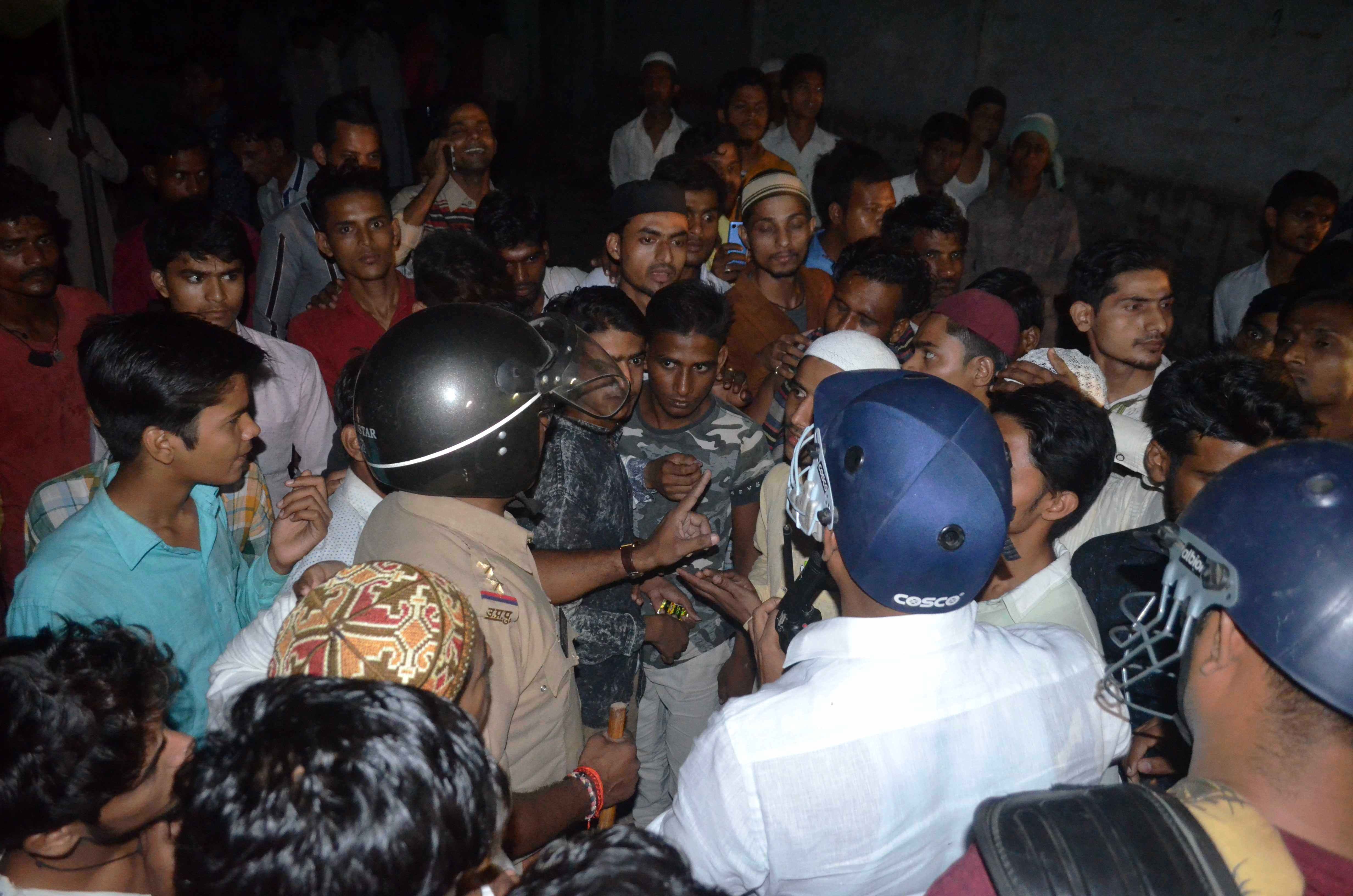 Two community dispute in varanasi police force manage situation