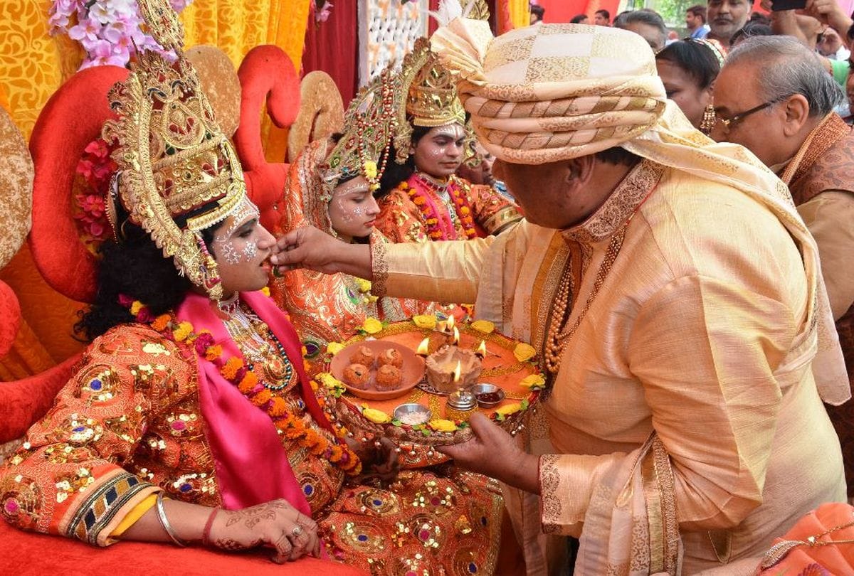 lord ram taking badhar in Janakpuri mahotsav agra