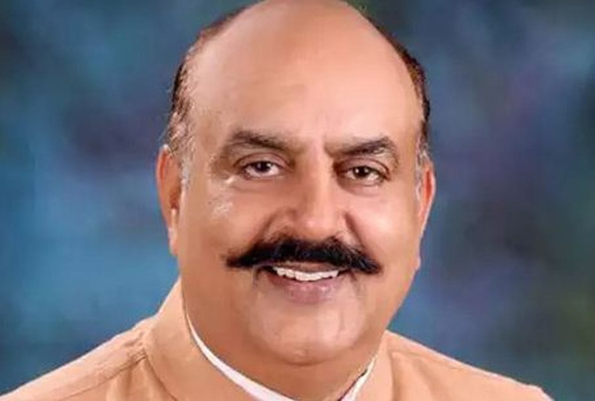 CO Mohsin Khan transferred under pressure of former minister in agra