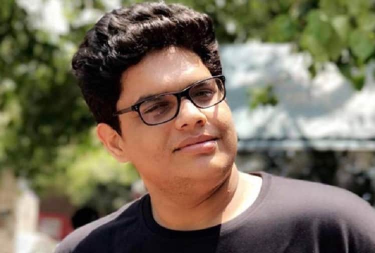 AIB head Tanmay Bhatt apologies on sexual harassment of comedian Utsav Chakraborty